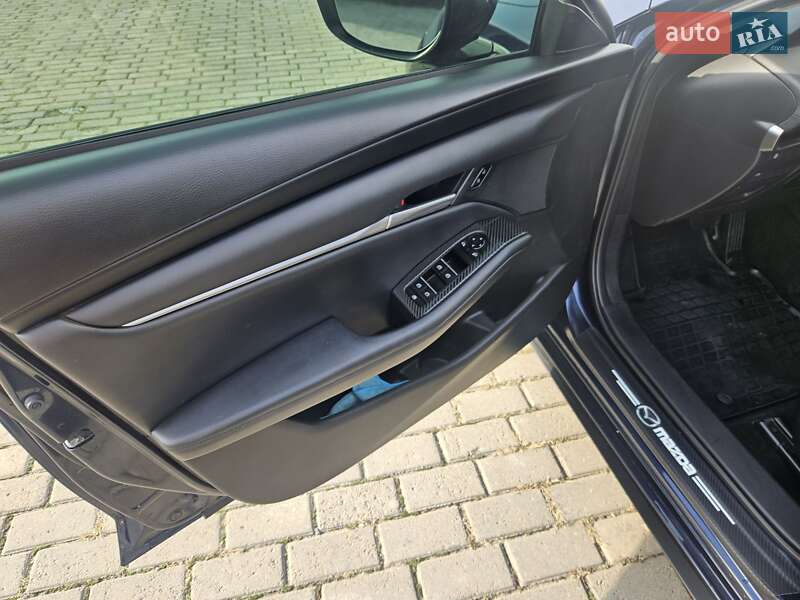 Седан Mazda 3 2020 в Харькове