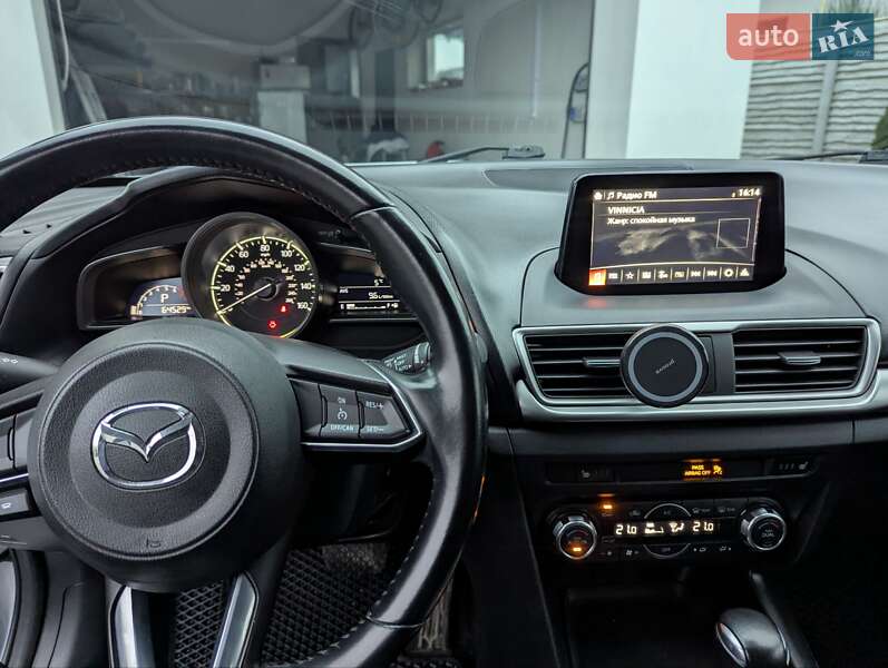 Седан Mazda 3 2018 в Вінниці