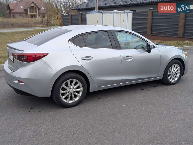 Седан Mazda 3 2018 в Вінниці