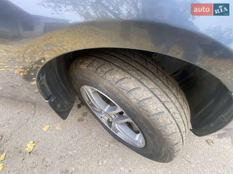 Хэтчбек Mazda 3 2008 в Харькове