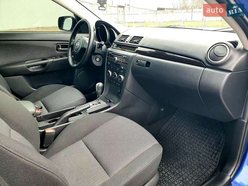 Седан Mazda 3 2007 в Миколаєві