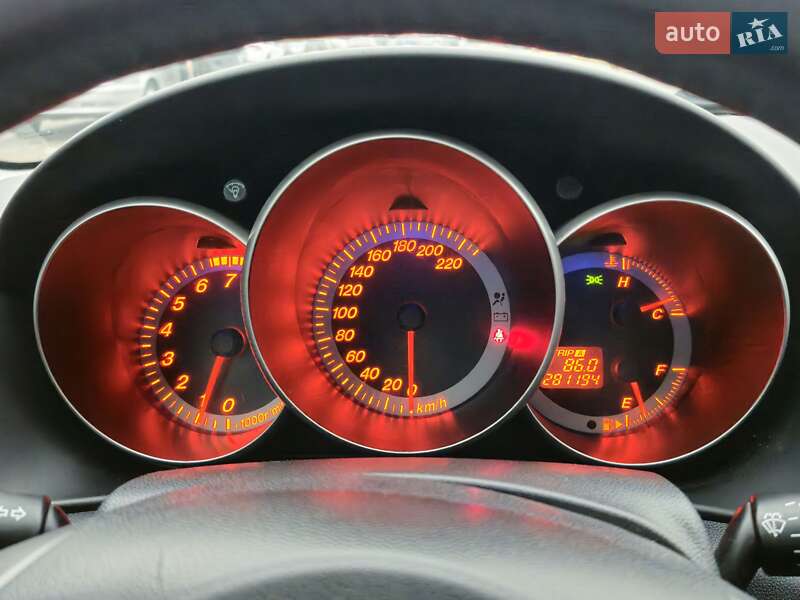 Хетчбек Mazda 3 2007 в Чернівцях