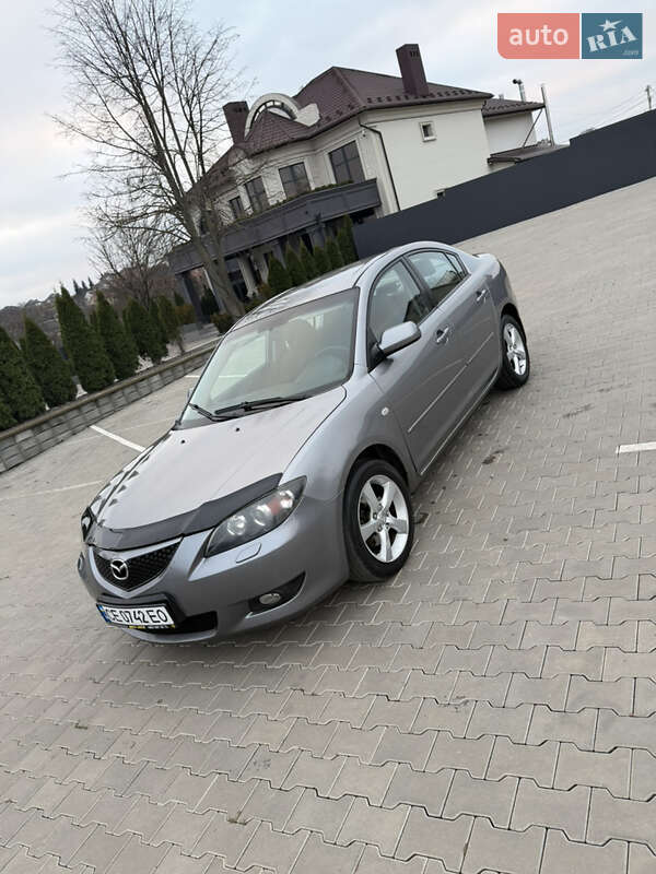 Седан Mazda 3 2005 в Чернівцях