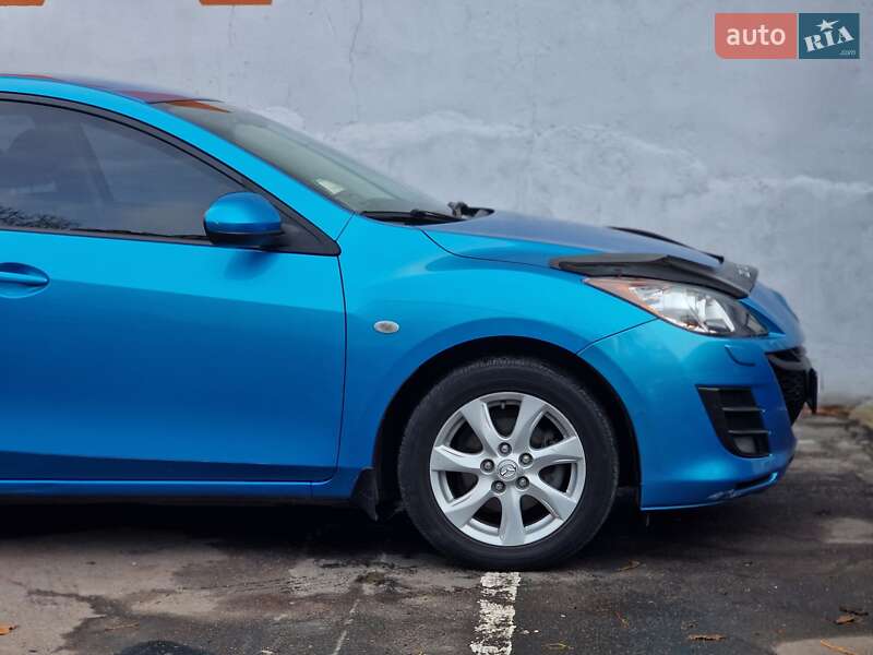 Хэтчбек Mazda 3 2010 в Одессе