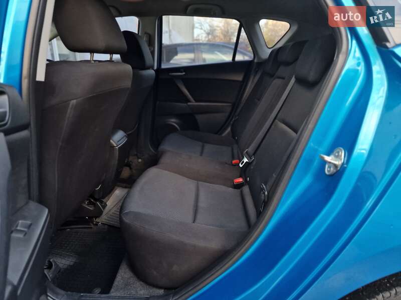 Хэтчбек Mazda 3 2010 в Одессе