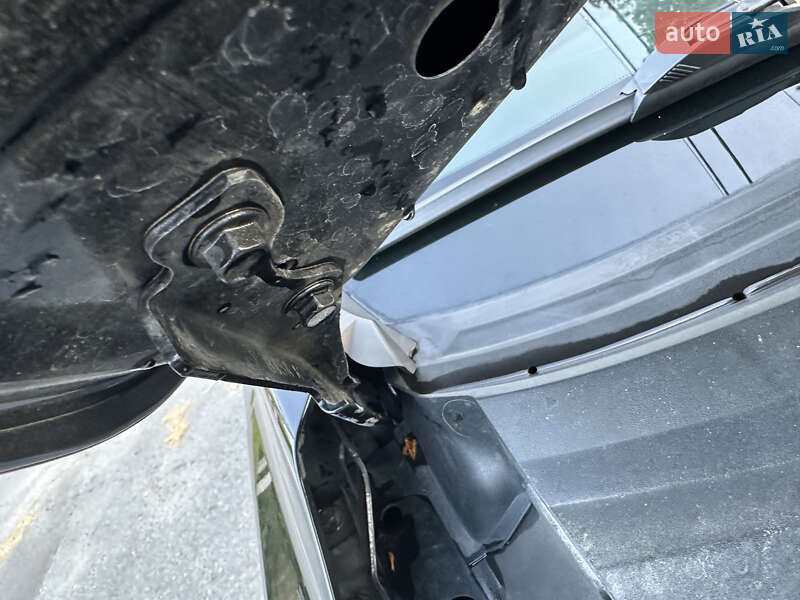 Хэтчбек Mazda 3 2016 в Киеве