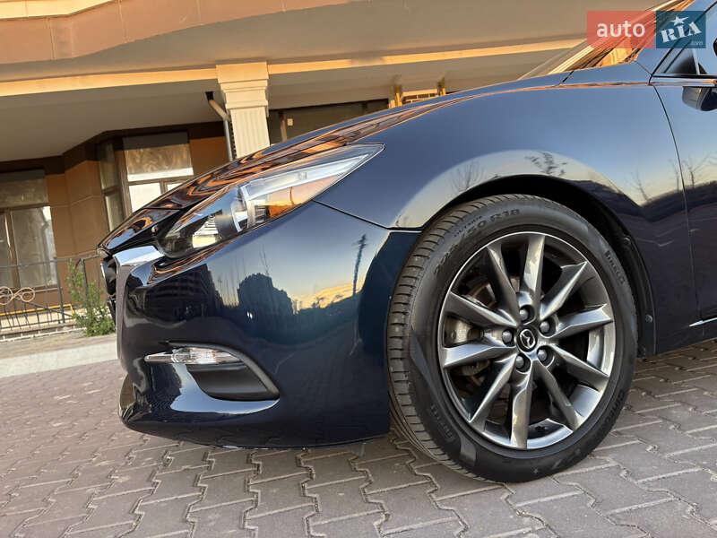 Седан Mazda 3 2018 в Киеве фото 8 Седан Mazda 3 2018 в Киеве