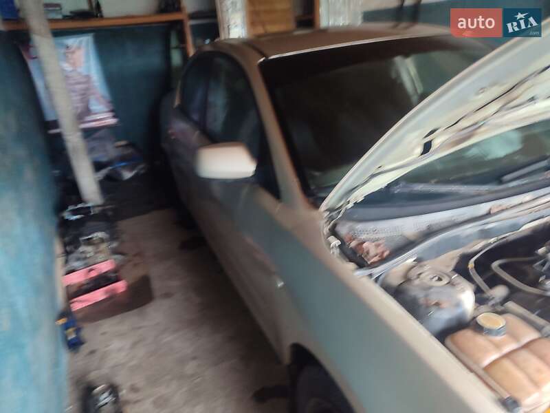 Седан Mazda 3 2005 в Кропивницком