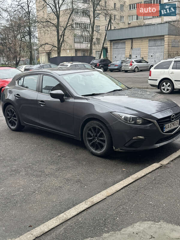 Хэтчбек Mazda 3 2016 в Броварах
