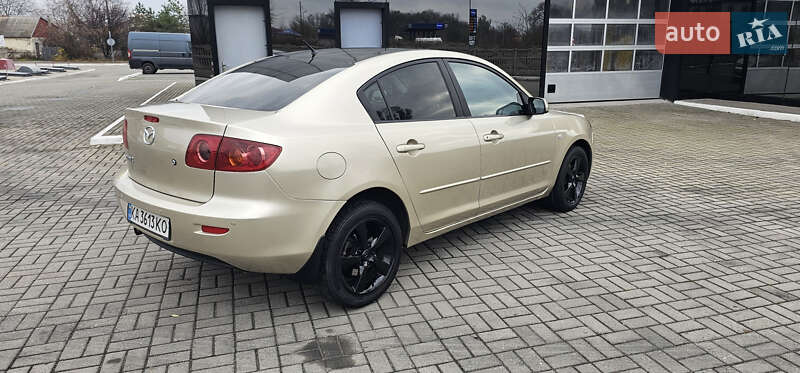 Седан Mazda 3 2005 в Запорожье
