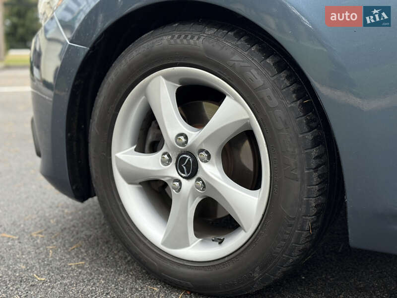 Седан Mazda 3 2014 в Харькове