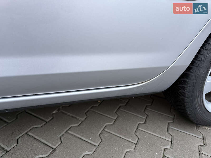 Хэтчбек Mazda 3 2005 в Виннице