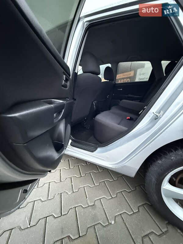 Хэтчбек Mazda 3 2005 в Виннице