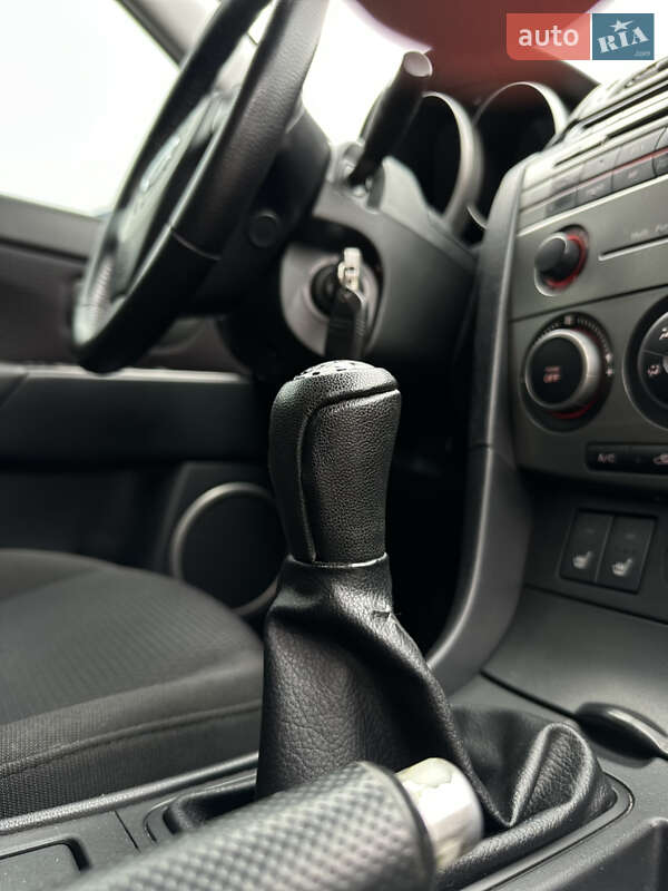 Седан Mazda 3 2007 в Сумах