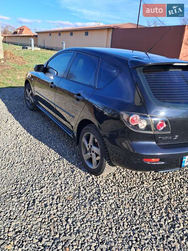 Хэтчбек Mazda 3 2007 в Мукачево