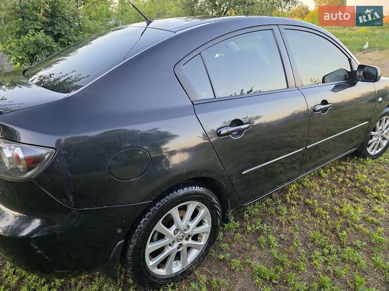 Седан Mazda 3 2008 в Киеве