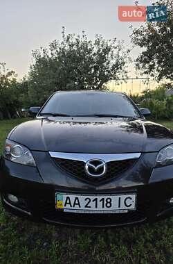 Седан Mazda 3 2008 в Киеве