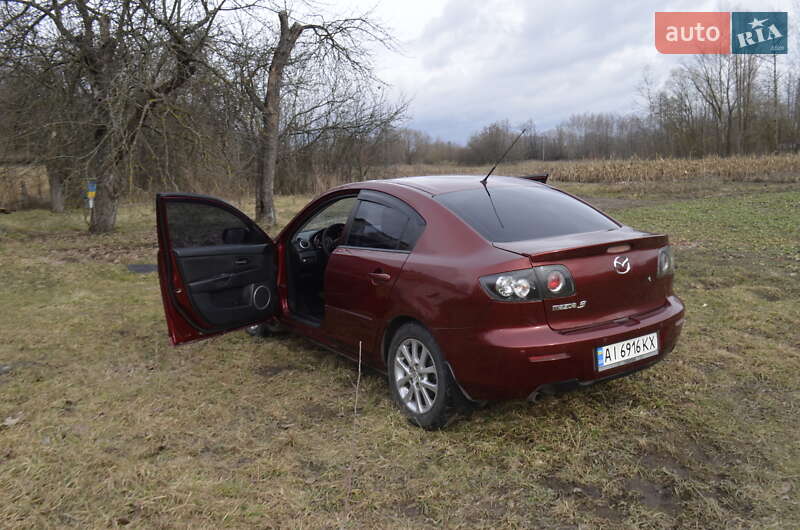 Седан Mazda 3 2008 в Києві