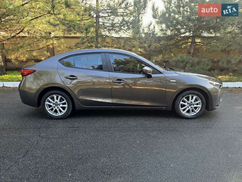 Седан Mazda 3 2015 в Днепре фото 4 Седан Mazda 3 2015 в Днепре