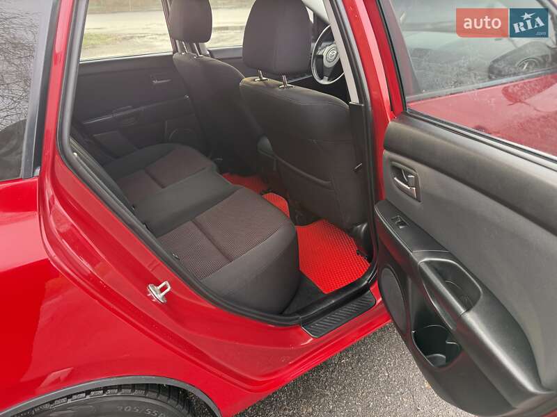 Хэтчбек Mazda 3 2005 в Харькове