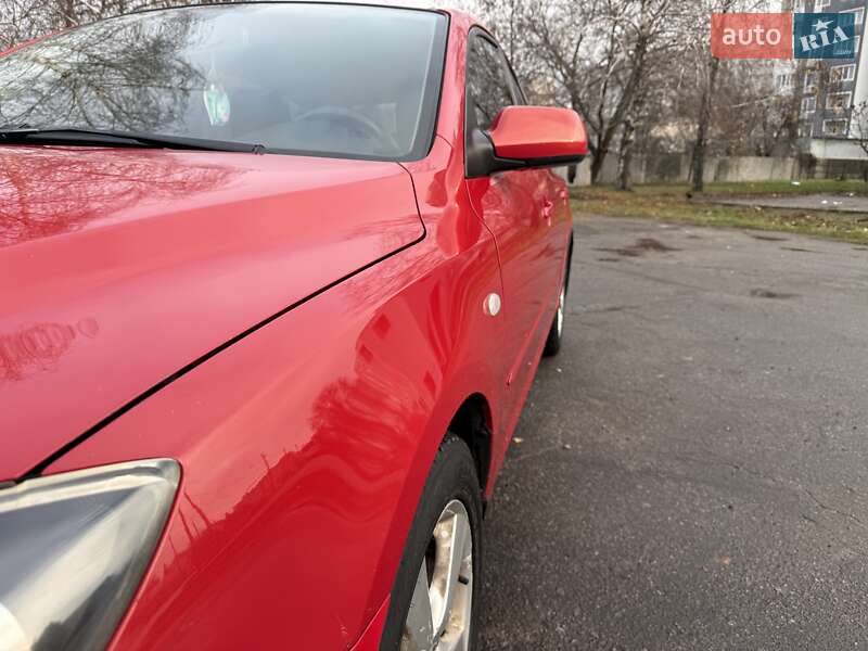 Хэтчбек Mazda 3 2005 в Харькове