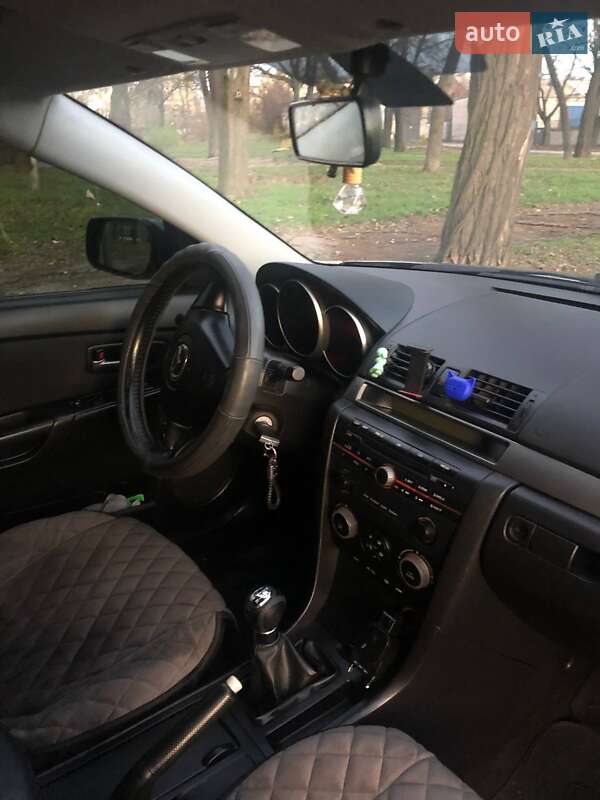 Хетчбек Mazda 3 2006 в Запоріжжі