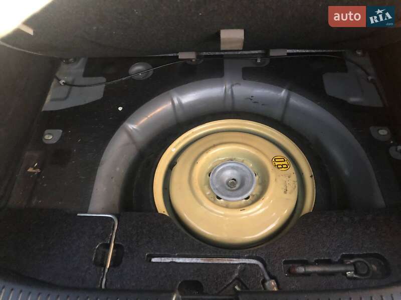 Хетчбек Mazda 3 2006 в Запоріжжі