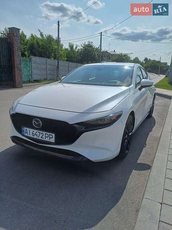 Хэтчбек Mazda 3 2021 в Киеве