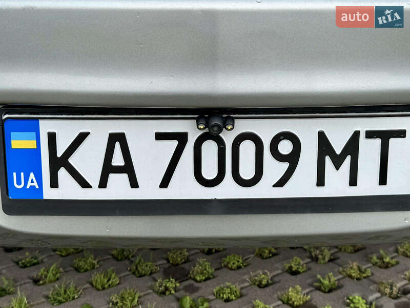 Седан Mazda 3 2012 в Києві