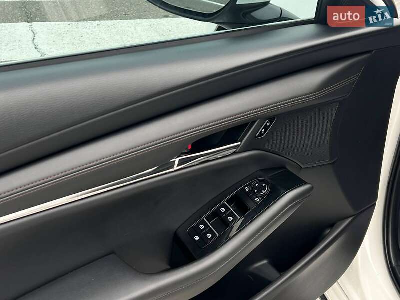 Хэтчбек Mazda 3 2019 в Одессе