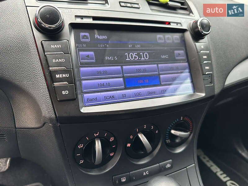 Седан Mazda 3 2012 в Миколаєві