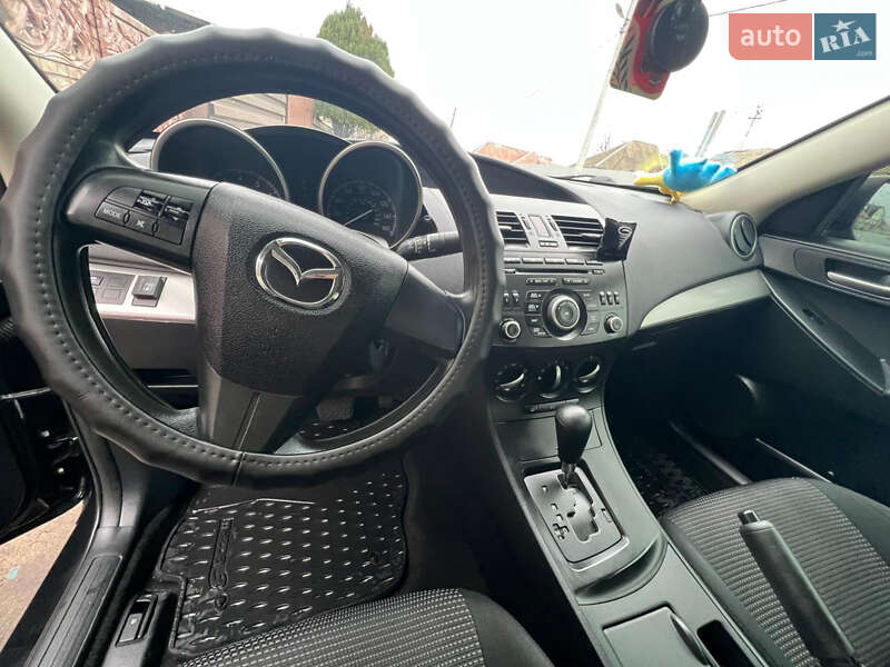 Седан Mazda 3 2013 в Дніпрі фото 8 Седан Mazda 3 2013 в Дніпрі