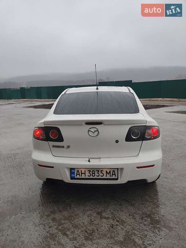 Седан Mazda 3 2008 в Киеве