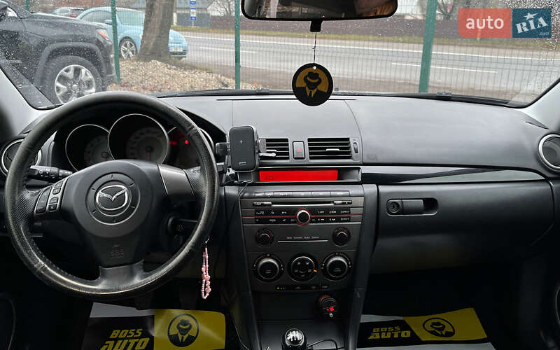 Хэтчбек Mazda 3 2006 в Коломые