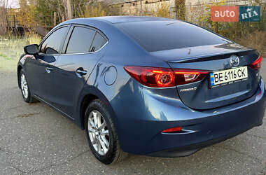 Седан Mazda 3 2017 в Николаеве