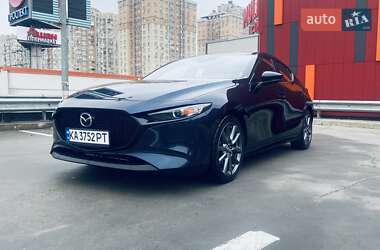 Хэтчбек Mazda 3 2021 в Киеве