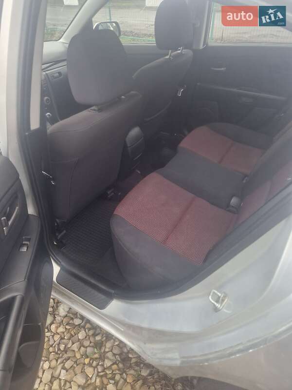 Седан Mazda 3 2004 в Тячеве фото 9 Седан Mazda 3 2004 в Тячеве