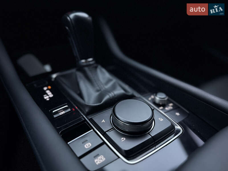 Хэтчбек Mazda 3 2019 в Киеве