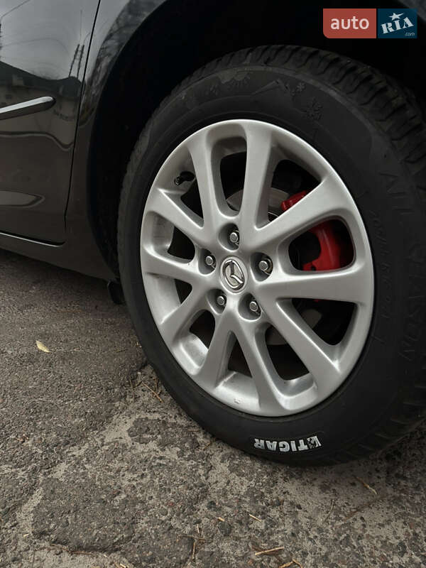 Седан Mazda 3 2008 в Прилуках