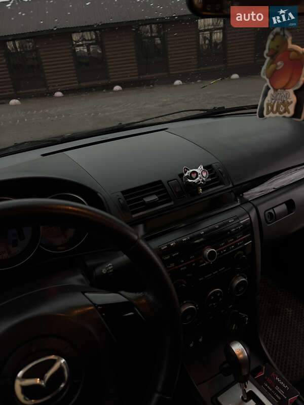 Седан Mazda 3 2008 в Прилуках
