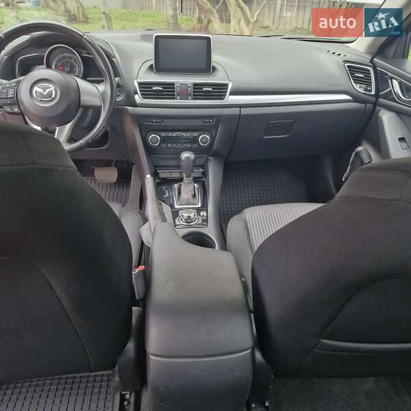 Седан Mazda 3 2015 в Киеве фото 2 Седан Mazda 3 2015 в Киеве