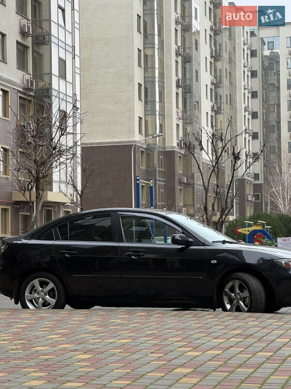 Седан Mazda 3 2006 в Одессе