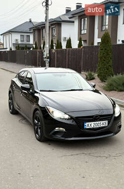 Хэтчбек Mazda 3 2015 в Киеве