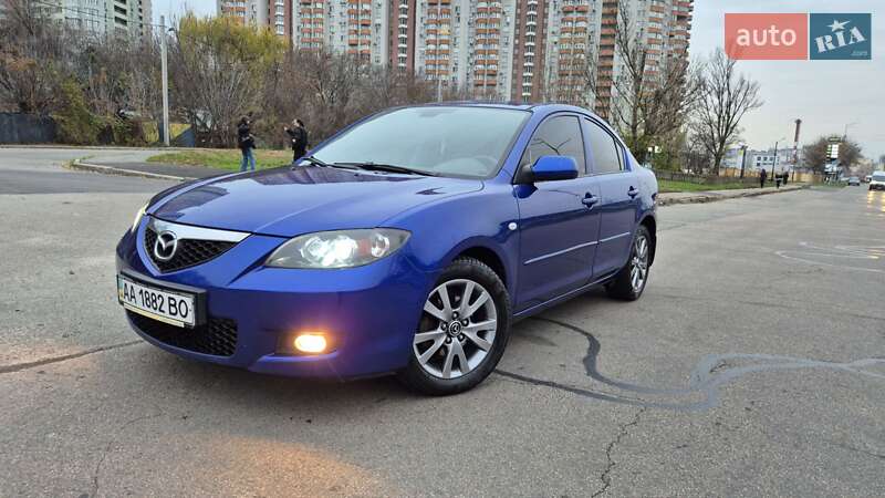 Седан Mazda 3 2006 в Києві