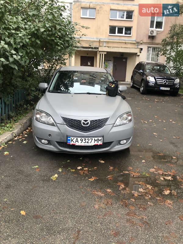Хэтчбек Mazda 3 2004 в Киеве