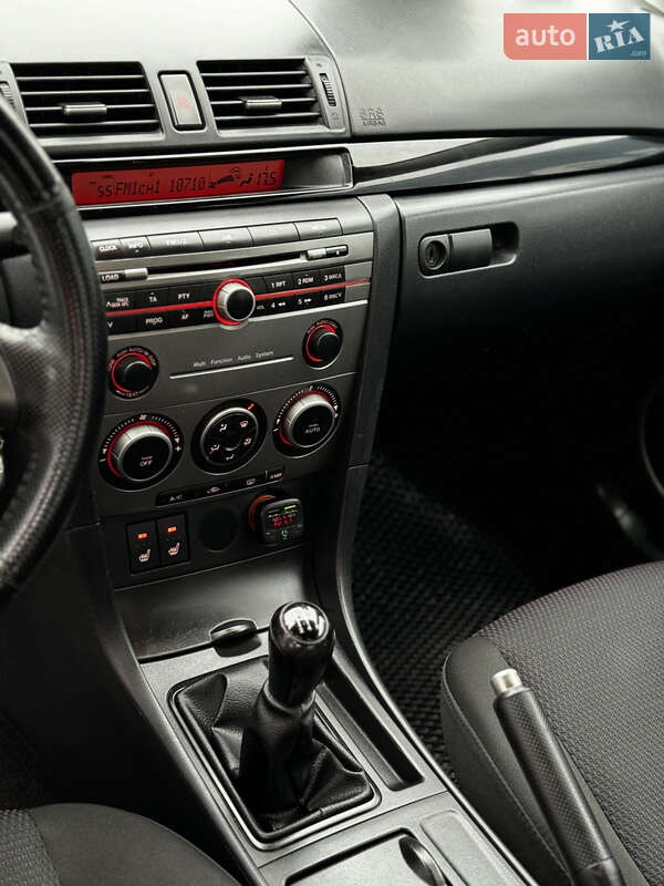 Седан Mazda 3 2007 в Тернополі