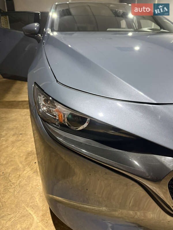 Хетчбек Mazda 3 2021 в Києві