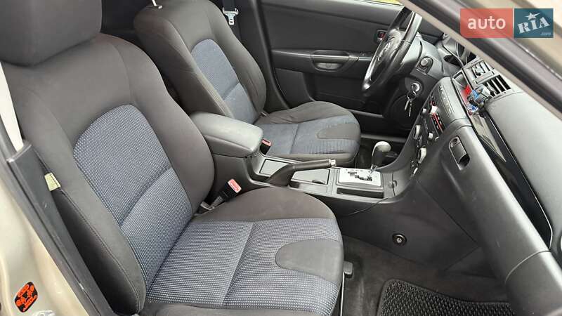 Хэтчбек Mazda 3 2004 в Киеве