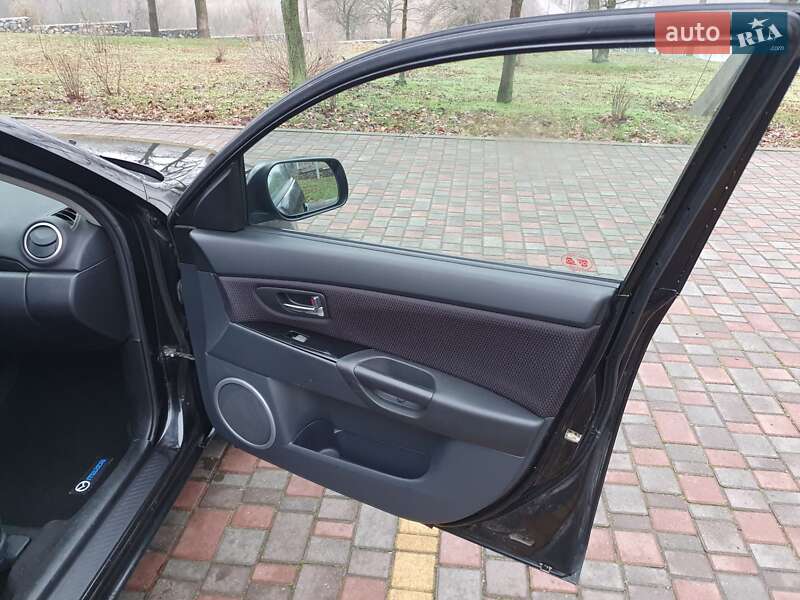 Хэтчбек Mazda 3 2008 в Кропивницком