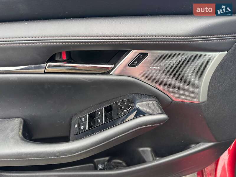 Седан Mazda 3 2022 в Львове